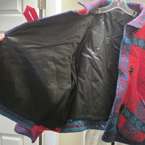 Vintage 100% Wool Scandi Boho Western Jacket | Handmade in Canada - Picture 9 of 11